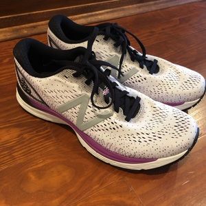 New Balance 880v9 Running Shoes